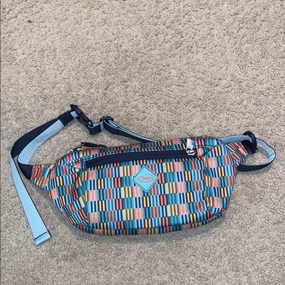 chacos fanny pack